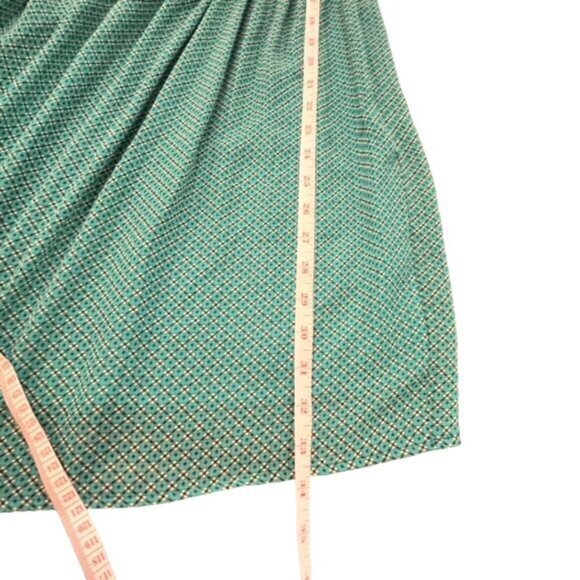 Fit and Flare Sleeveless Dress  Open Back Size Large Forever 21 Lightweight CUTE - Picture 15 of 16